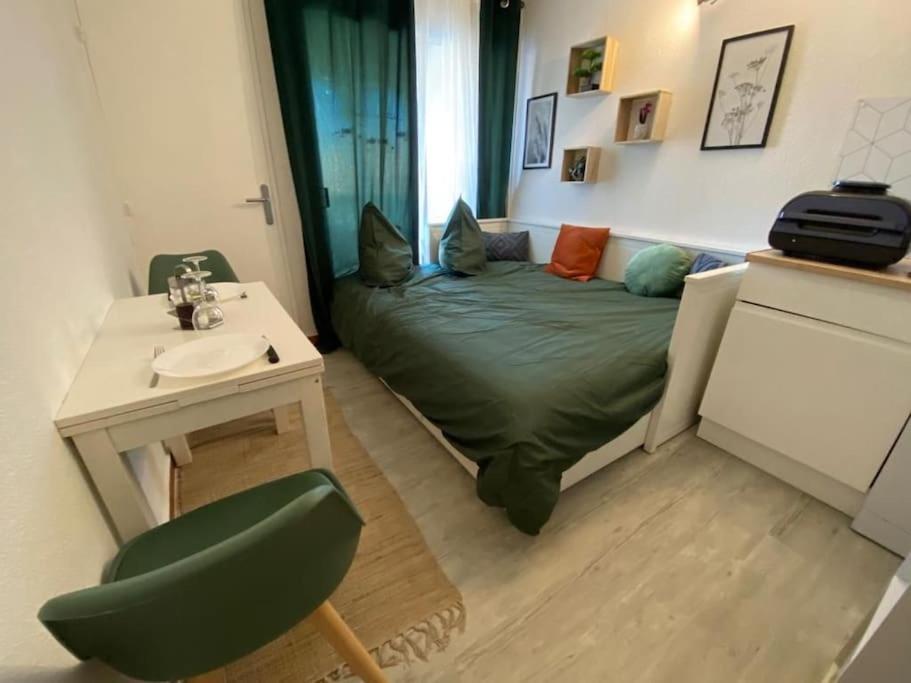Superbe Studio Renove Avec Piscine Et Vue Marina Le Barcarès Zewnętrze zdjęcie